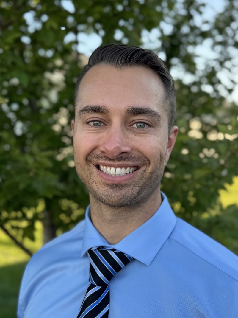Dr. Alexander Reid, MD